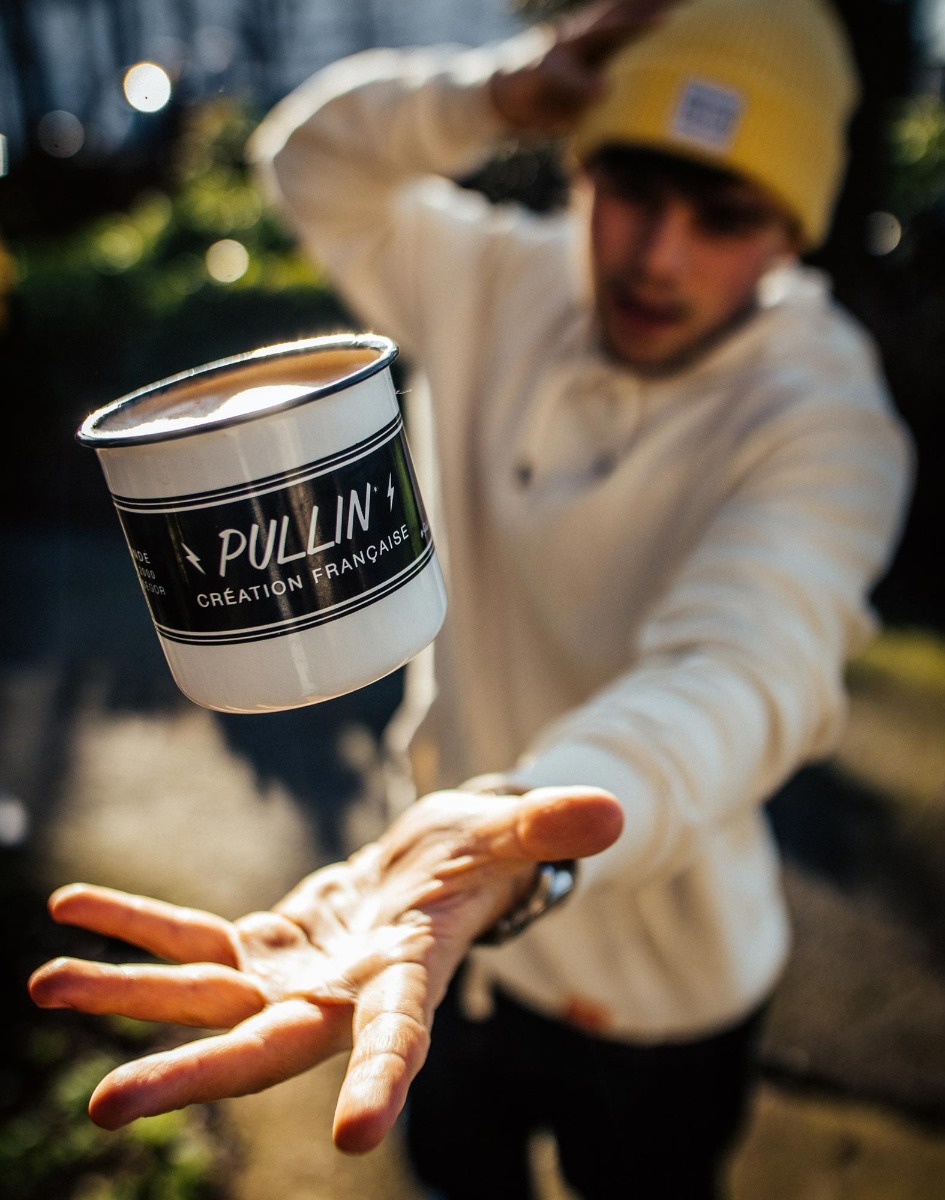 TASSE MUG BLACKLINE