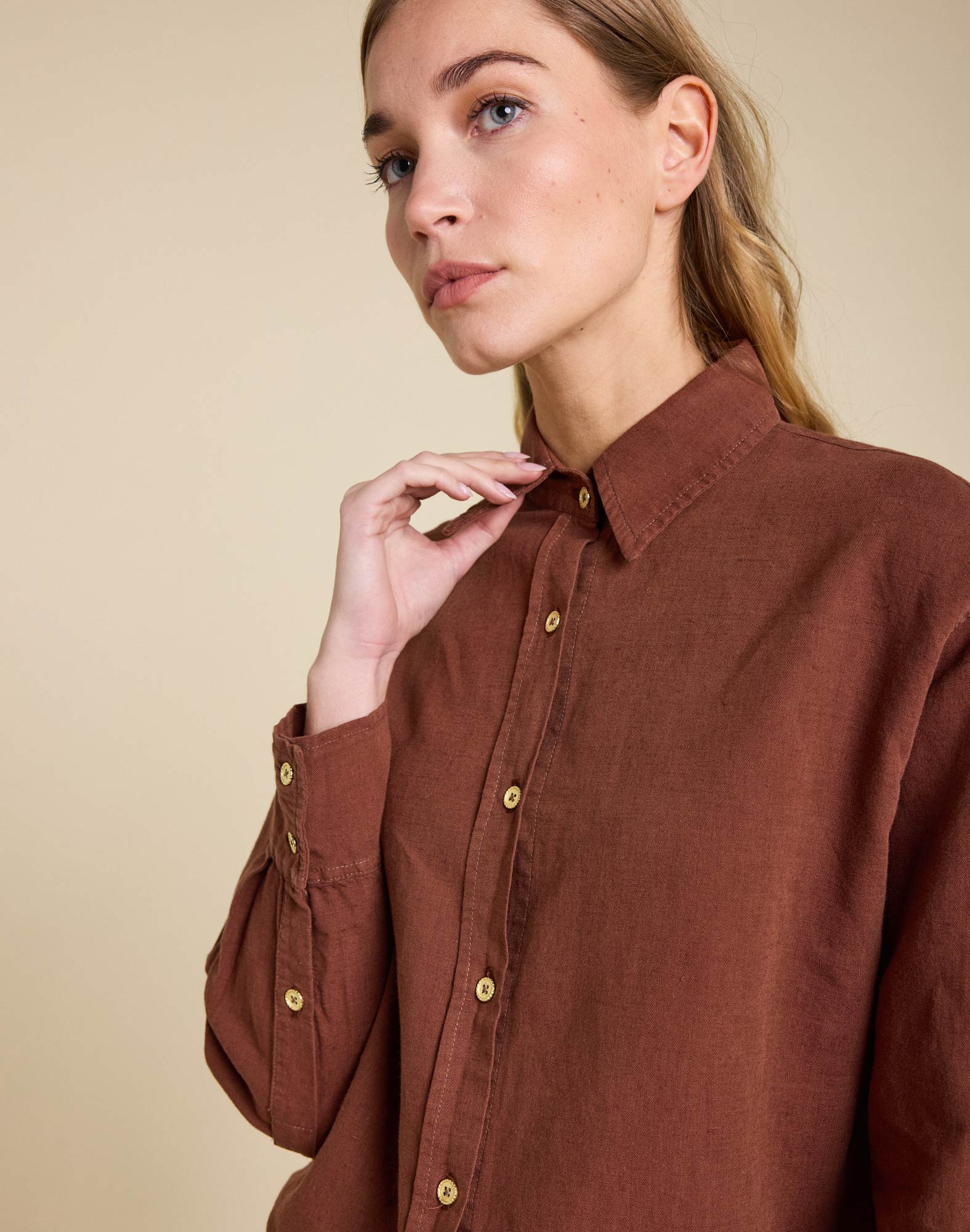 Women's unisex shirt BARBRA MOCHA