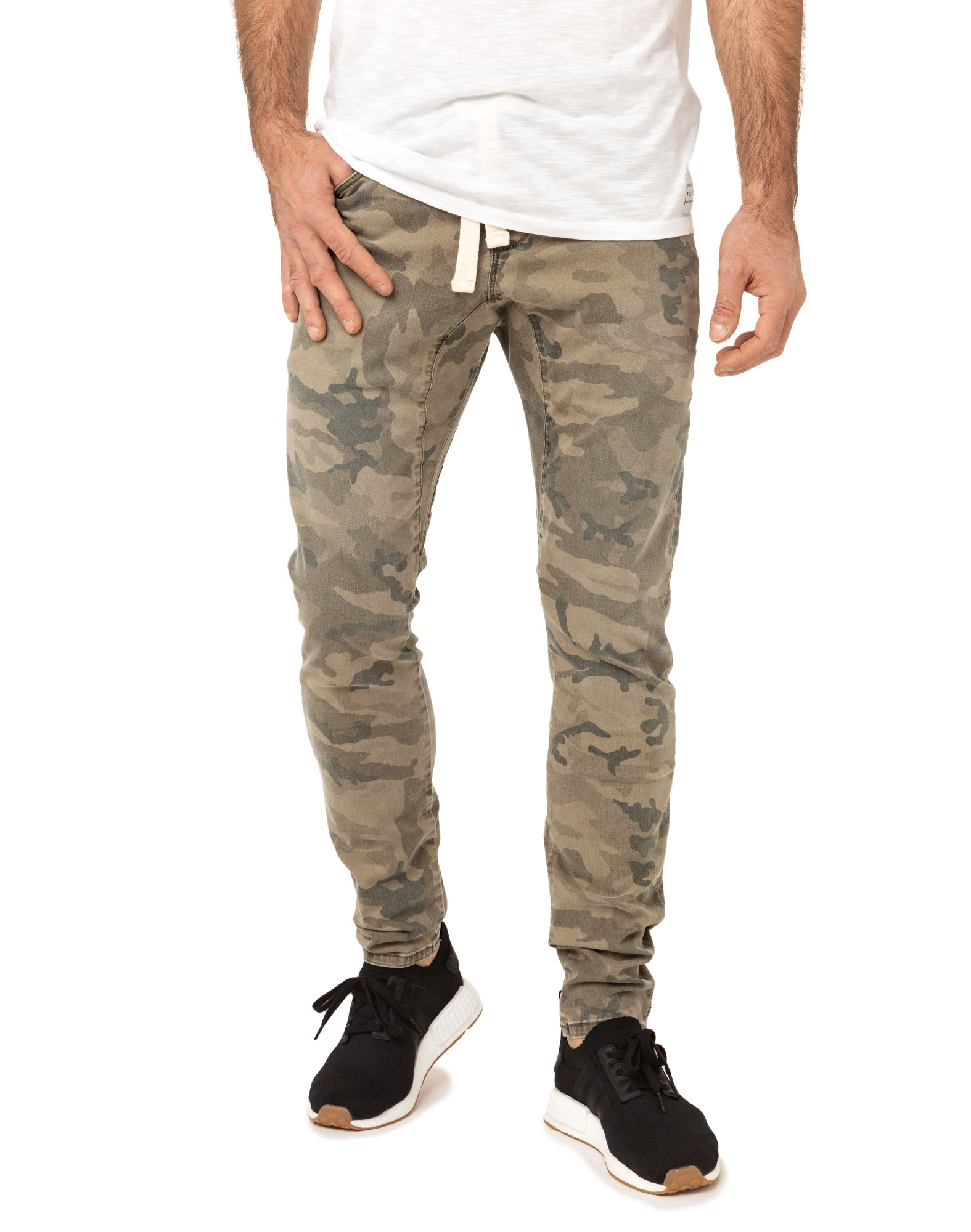 PANTALON TAPERED CAMOGREEN2