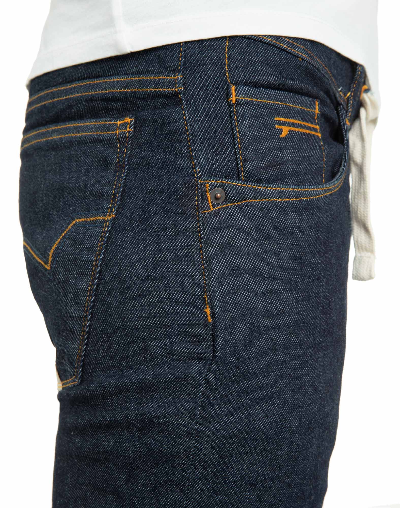 PANTALON TAPERED JAPBACK