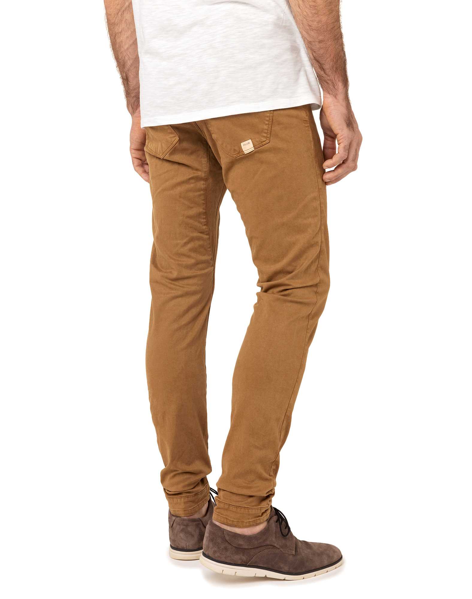 PANTALON TAPERED MOCHA
