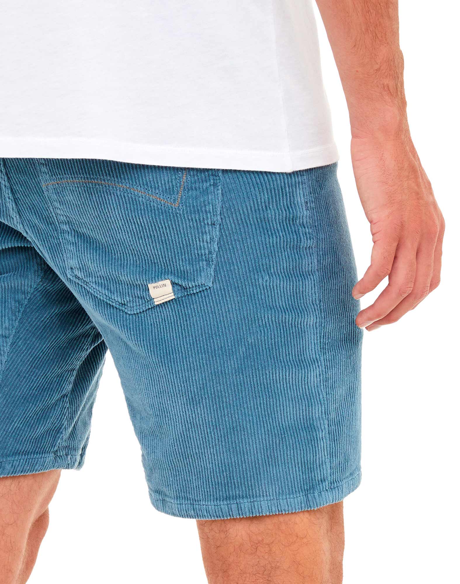 SHORT STRAIGHT PISTE