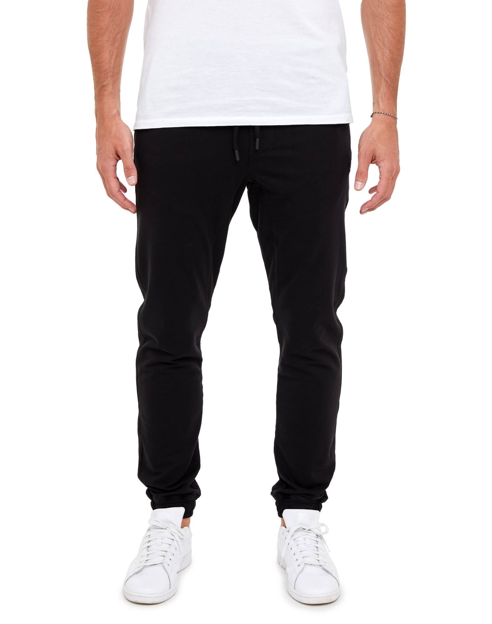 JOGGING BLACK