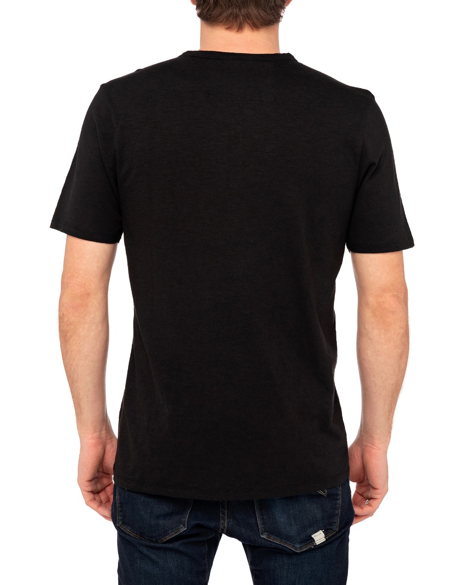 T-SHIRT BLACK